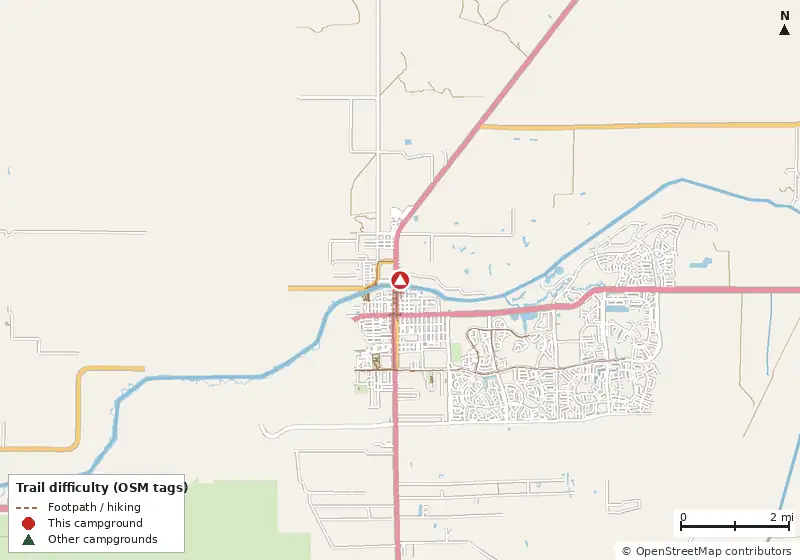 Map of roads, water and trails within about 5 miles of Belle Hatchee Marina