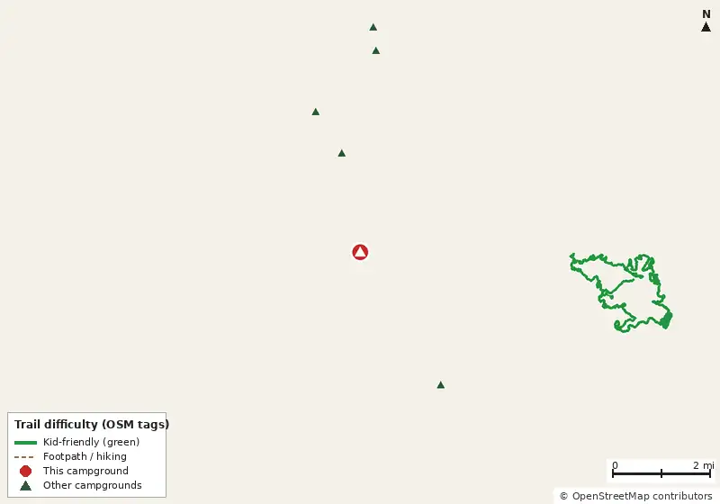 Map of roads, water and trails within about 5 miles of Blue Heron Pointe, with bike trails colored by their OpenStreetMap difficulty tags