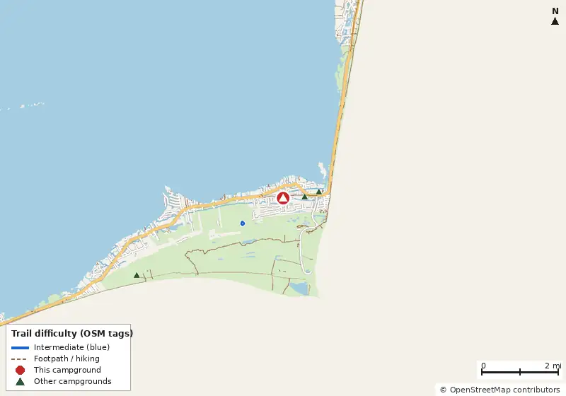 Map of roads, water and trails within about 5 miles of Cape Woods Campgrounds and Cabins, with bike trails colored by their OpenStreetMap difficulty tags