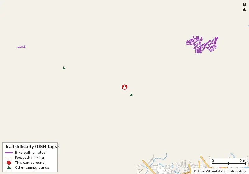 Map of roads, water and trails within about 5 miles of Five Flags RV, with bike trails colored by their OpenStreetMap difficulty tags