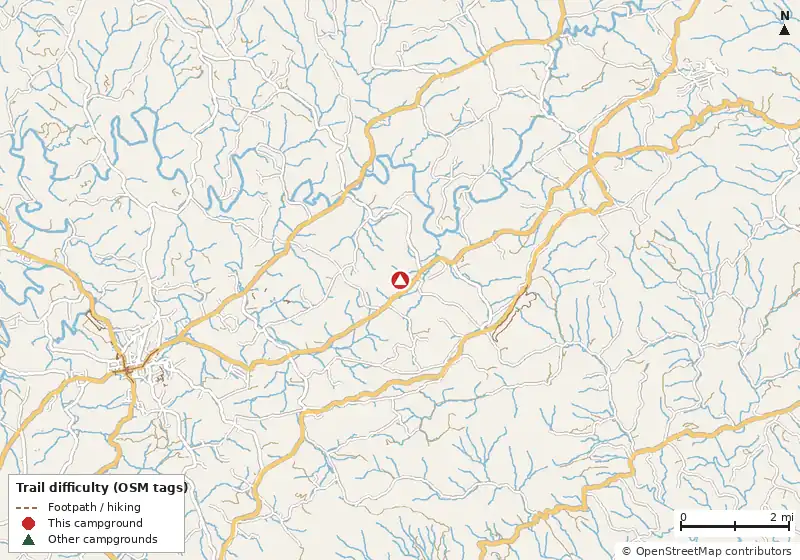 Map of roads, water and trails within about 5 miles of Floyd Family Campground