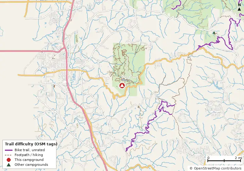Map of roads, water and trails within about 5 miles of Fort Mountain State Park Campground, with bike trails colored by their OpenStreetMap difficulty tags