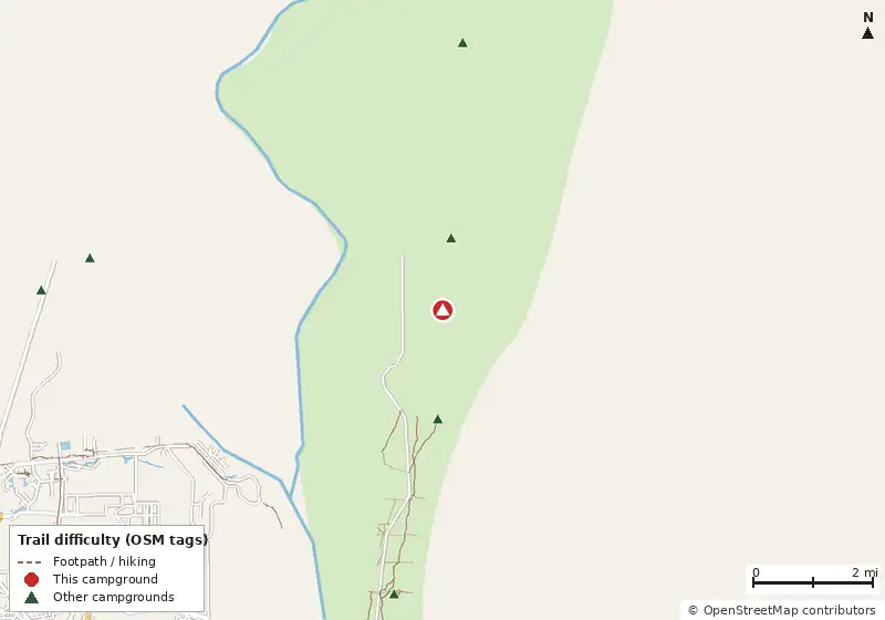 Map of roads, water and trails within about 5 miles of Hickory Hill