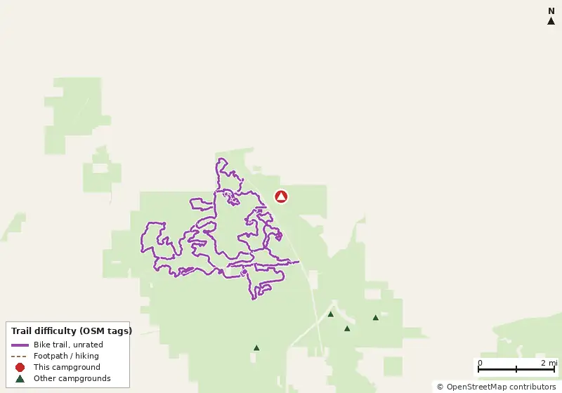 Map of roads, water and trails within about 5 miles of Hog Island Campground, with bike trails colored by their OpenStreetMap difficulty tags
