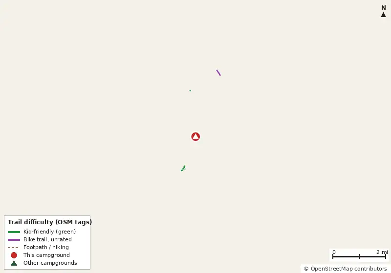 Map of roads, water and trails within about 5 miles of Holiday Cove RV Resort, with bike trails colored by their OpenStreetMap difficulty tags