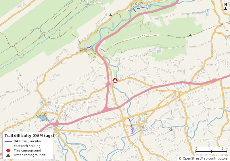 Map of roads, water and trails within about 5 miles of Jonestown/Hershey NE KOA, with bike trails colored by their OpenStreetMap difficulty tags