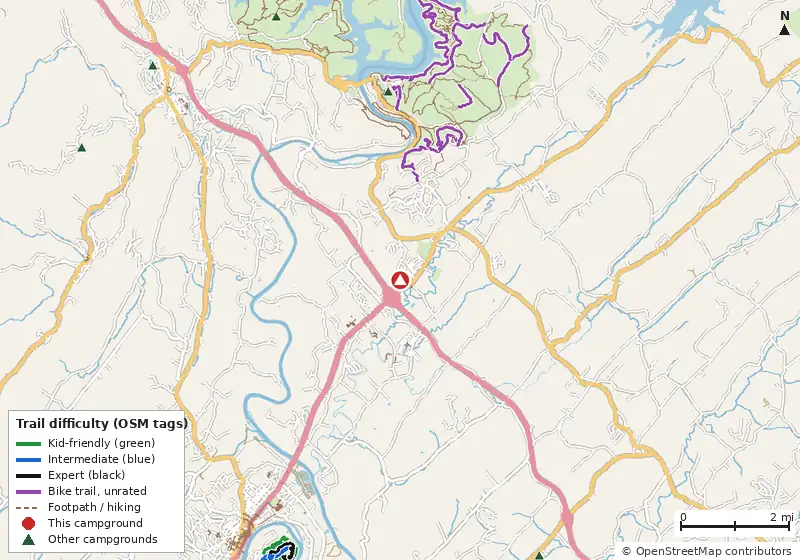 Map of roads, water and trails within about 5 miles of Knoxville Campground, with bike trails colored by their OpenStreetMap difficulty tags