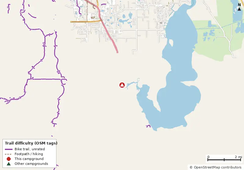Map of roads, water and trails within about 5 miles of Lake Griffin State Park Campground, with bike trails colored by their OpenStreetMap difficulty tags