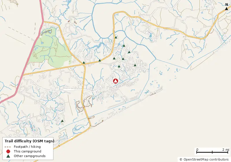 Map of roads, water and trails within about 5 miles of Live Oak RV Park
