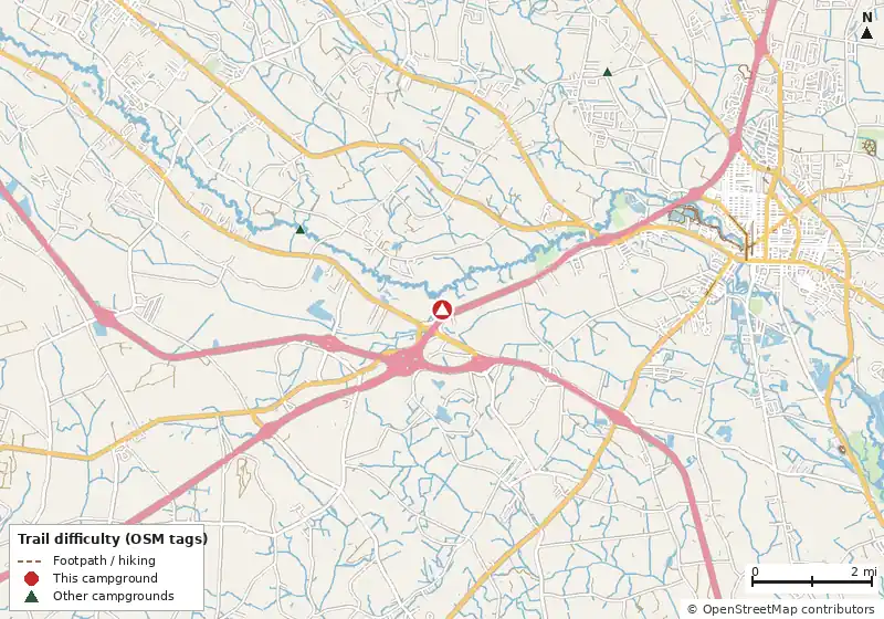 Map of roads, water and trails within about 5 miles of Lumberton / I-95 KOA Journey