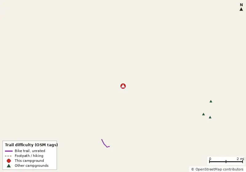 Map of roads, water and trails within about 5 miles of Mary's Fish Camp, with bike trails colored by their OpenStreetMap difficulty tags