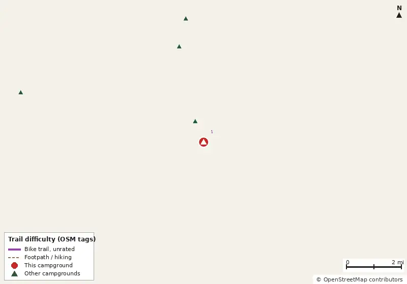 Map of roads, water and trails within about 5 miles of Peppertree RV Resort, with bike trails colored by their OpenStreetMap difficulty tags