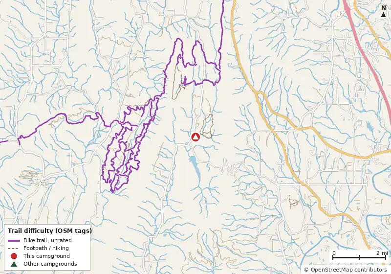 Map of roads, water and trails within about 5 miles of Pocket Campground, with bike trails colored by their OpenStreetMap difficulty tags