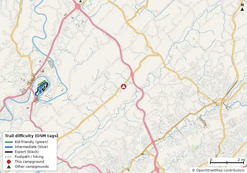 Map of roads, water and trails within about 5 miles of Raccoon Valley RV Park, with bike trails colored by their OpenStreetMap difficulty tags