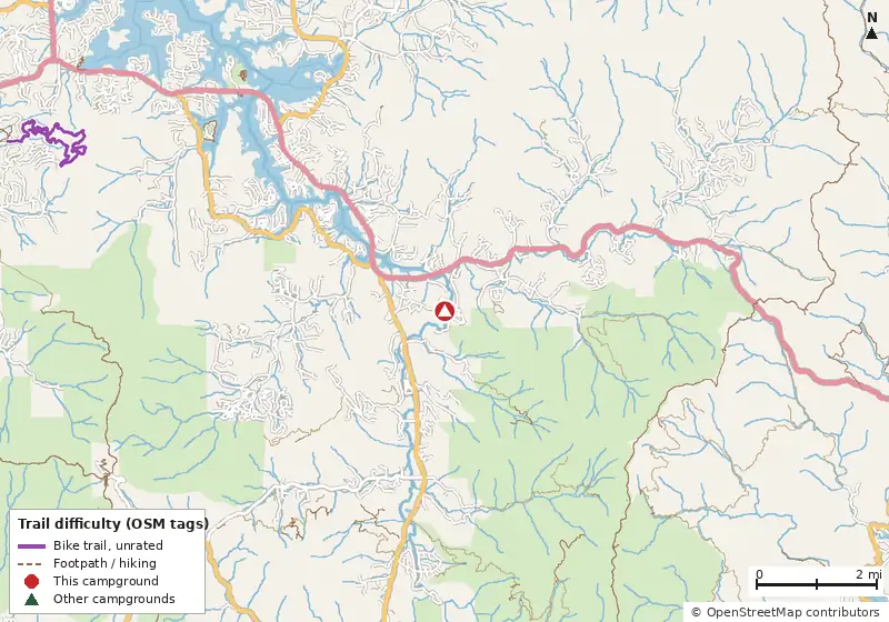Map of roads, water and trails within about 5 miles of River Bend Campground, with bike trails colored by their OpenStreetMap difficulty tags