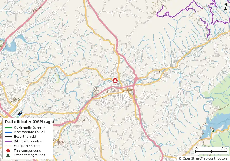 Map of roads, water and trails within about 5 miles of Riverside RV Park, with bike trails colored by their OpenStreetMap difficulty tags