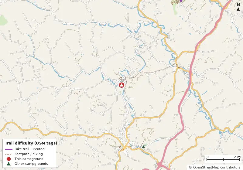 Map of roads, water and trails within about 5 miles of Robin  Hayhurst RV Park, with bike trails colored by their OpenStreetMap difficulty tags