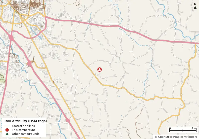 Map of roads, water and trails within about 5 miles of Rock Haven Lodge