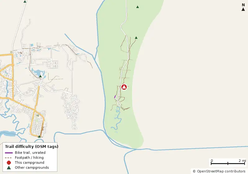 Map of roads, water and trails within about 5 miles of Sea Camp Campground, with bike trails colored by their OpenStreetMap difficulty tags