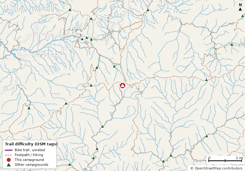 Map of roads, water and trails within about 5 miles of Spence Field Shelter, with bike trails colored by their OpenStreetMap difficulty tags