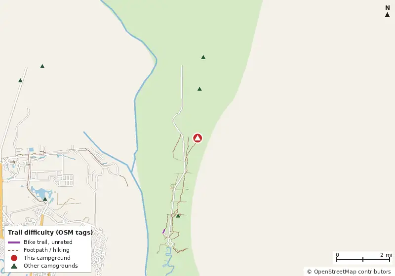 Map of roads, water and trails within about 5 miles of Stafford, with bike trails colored by their OpenStreetMap difficulty tags