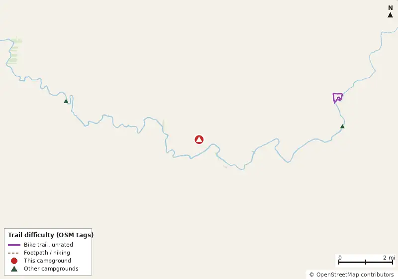 Map of roads, water and trails within about 5 miles of Stephen Foster Folk Culture Center State Park Campground, with bike trails colored by their OpenStreetMap difficulty tags
