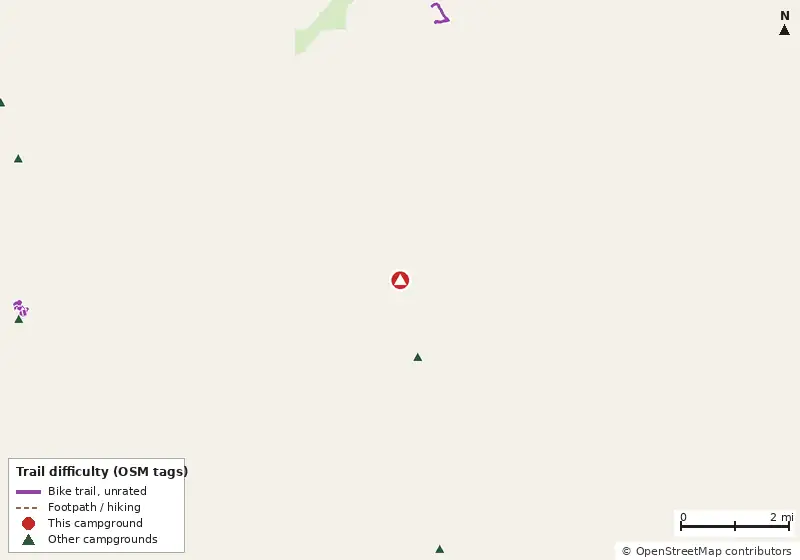 Map of roads, water and trails within about 5 miles of Sun Retreats Estero Bay, with bike trails colored by their OpenStreetMap difficulty tags