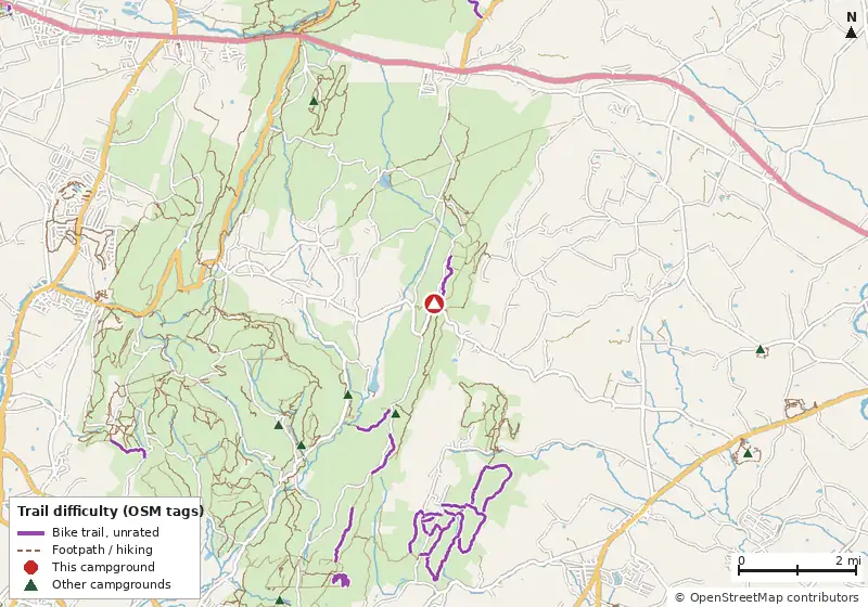 Map of roads, water and trails within about 5 miles of Teaberry Parking Lot, with bike trails colored by their OpenStreetMap difficulty tags