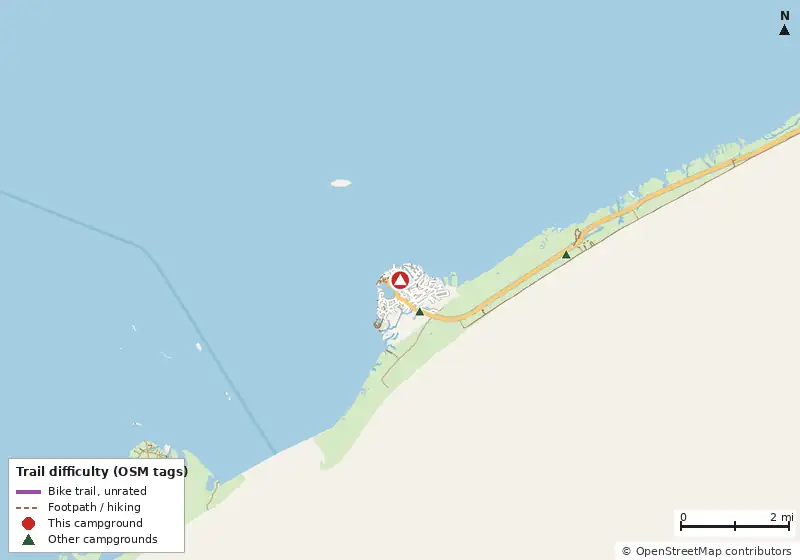Map of roads, water and trails within about 5 miles of Teeter's Campground, with bike trails colored by their OpenStreetMap difficulty tags