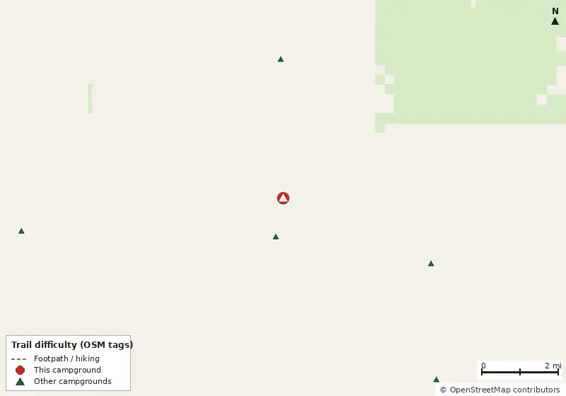 Map of roads, water and trails within about 5 miles of Town and Country RV Resort