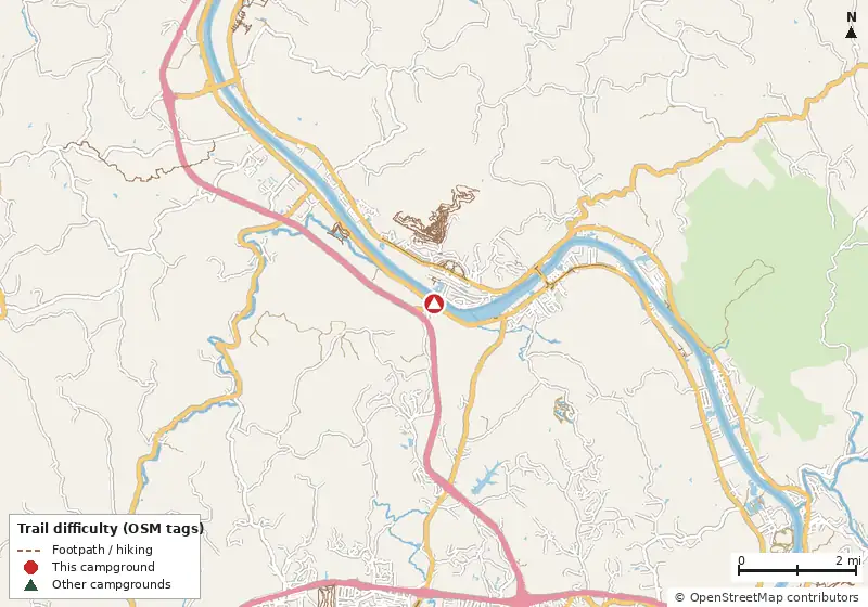 Map of roads, water and trails within about 5 miles of Tucker Creek Campground