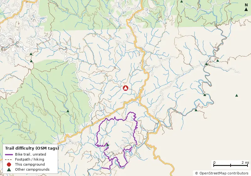 Map of roads, water and trails within about 5 miles of West Fork Campground  (Clayton, GA), with bike trails colored by their OpenStreetMap difficulty tags