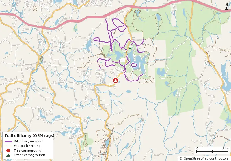Map of roads, water and trails within about 5 miles of Wilson Campground, with bike trails colored by their OpenStreetMap difficulty tags