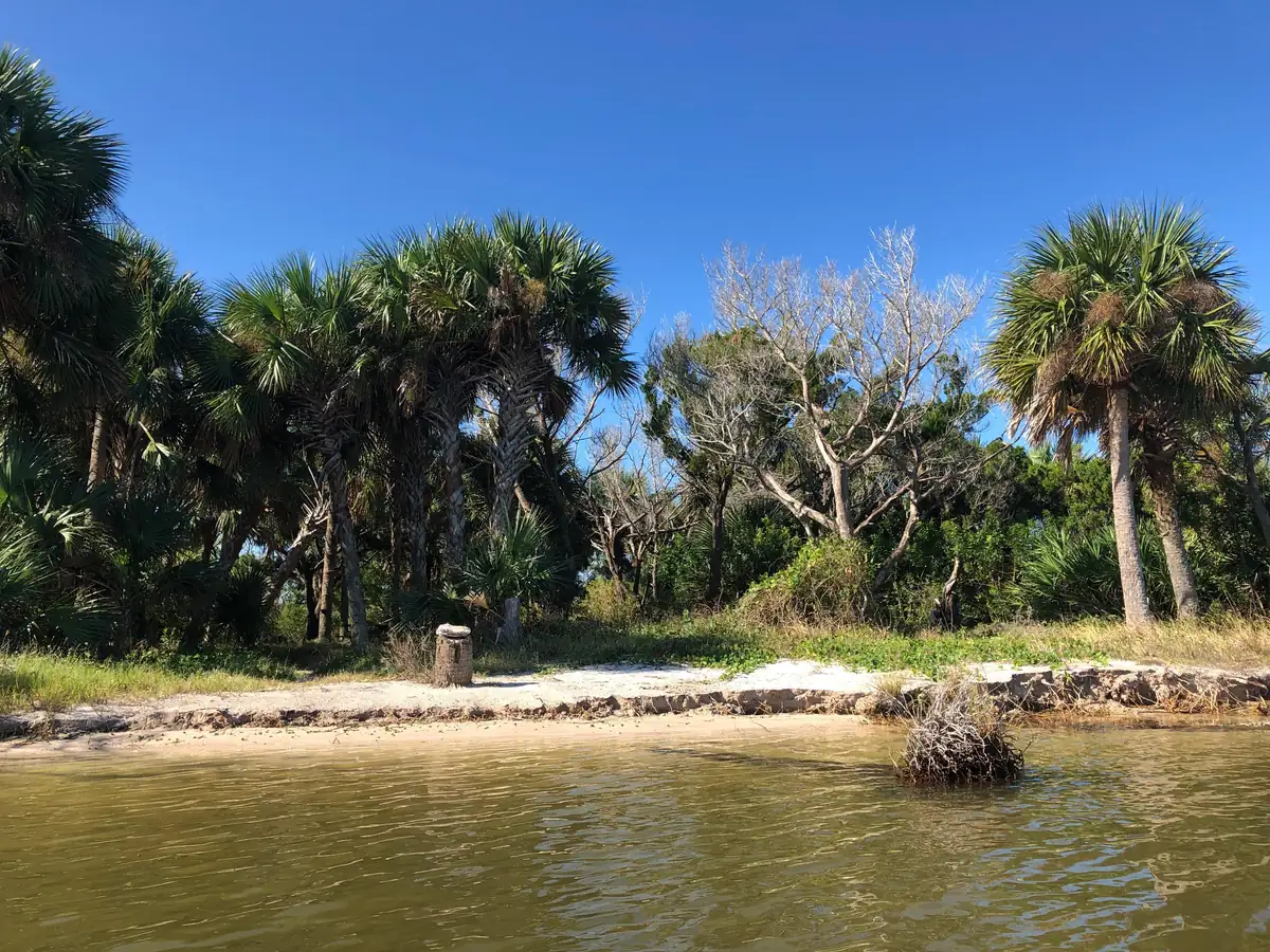 Middle Dredge Entrance