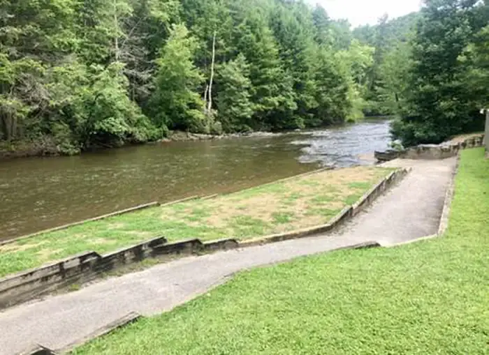 Tocoaa River at Toccoa River Sandy Bottoms Campground