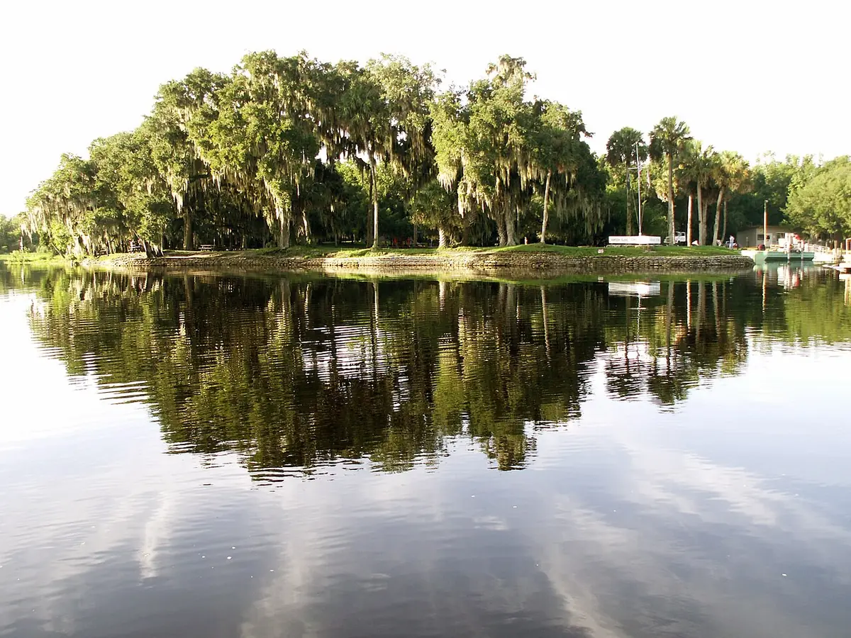 Hontoon Island State Park: Hontoon Island State Park on the St. Johns River in Florida