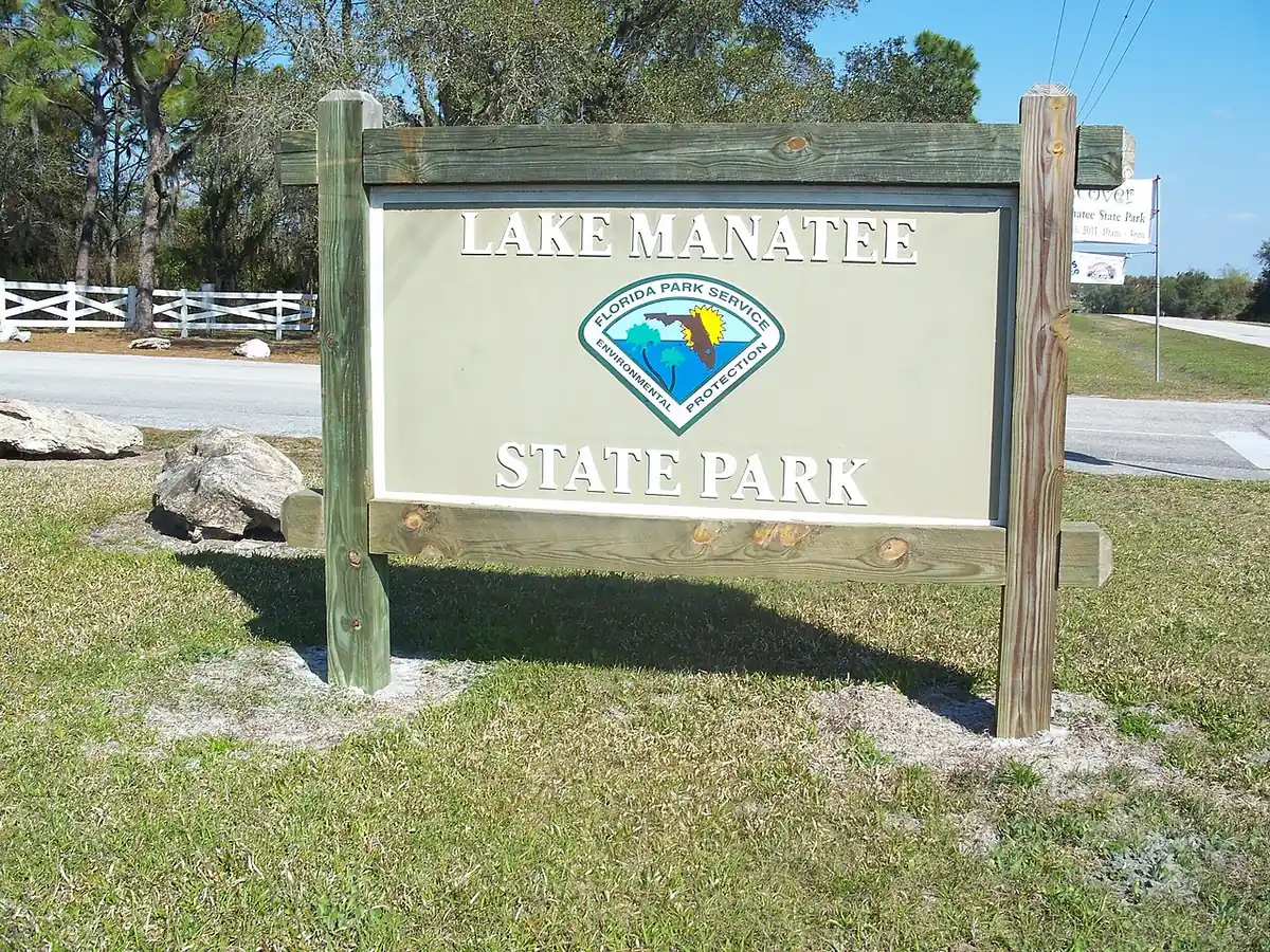 Lake Manatee State Park: Lake Manatee State Park: Park sign